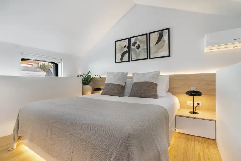 Brand new, our 1 bedroom Garden Retreat villas have a mezzanine ensuite with rain shower on the first floor