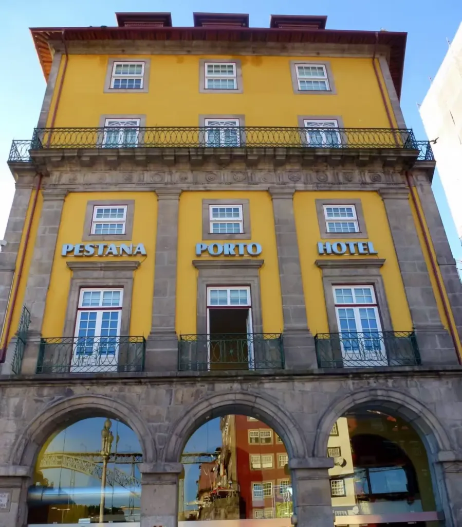 Piscine di hotel di design a Porto