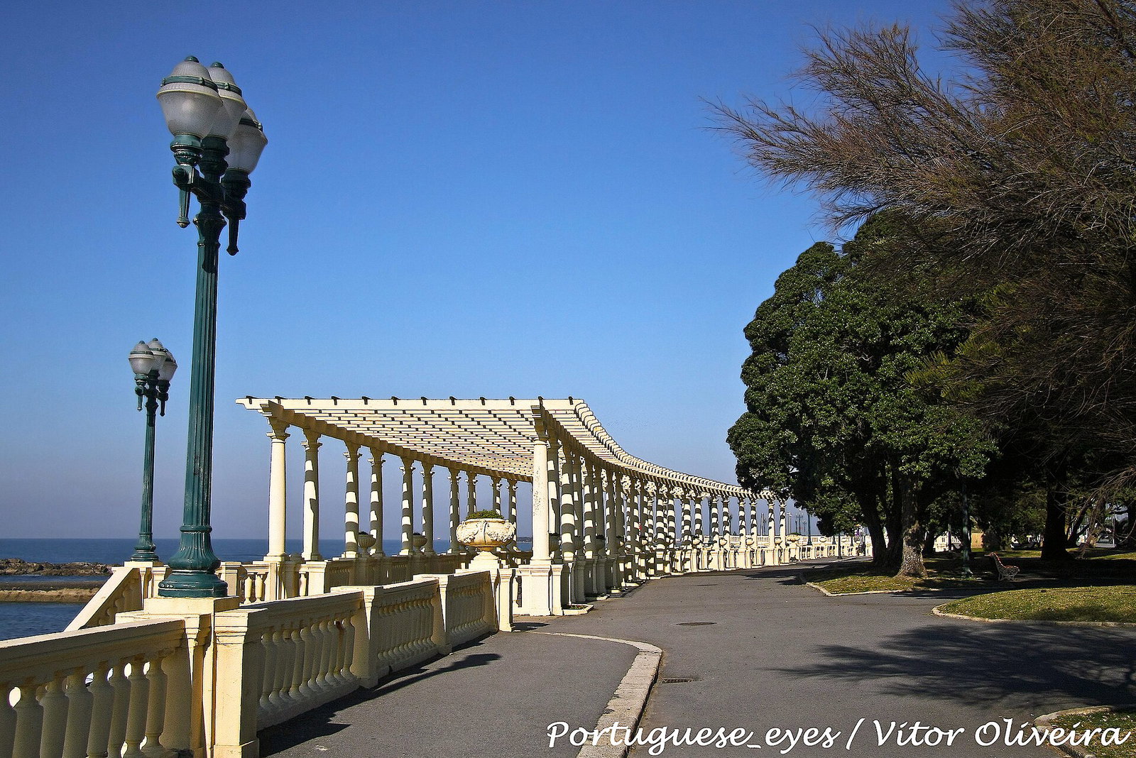 The Pergola da Foz colonnade along the seafront promenade at Foz do Douro